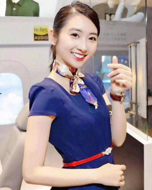 屈辱杭空姐在线视频,屈辱瞬间，社会关注